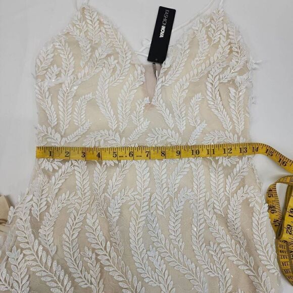 Fashion Nova Size Small Masella Maxi Dress In Ivory NWT  E1 - Picture 6 of 11